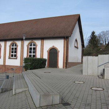 Alte Halle außen