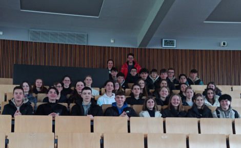 Gruppenbild Chemie Exkursion Uni Freiburg